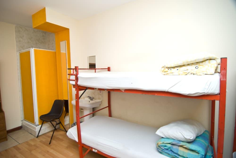 Kensal Backpackers Hostel Londen