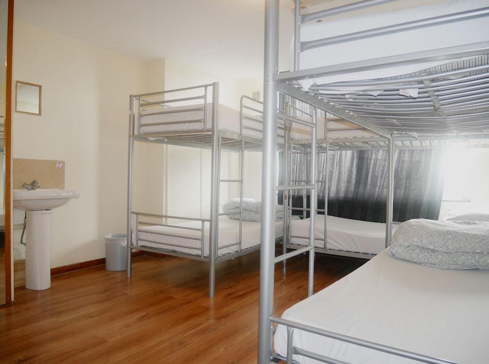 Kensal Backpackers * Londen