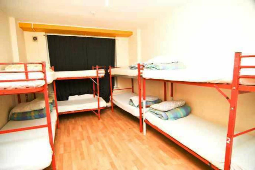 Kensal Backpackers Hostel Londen